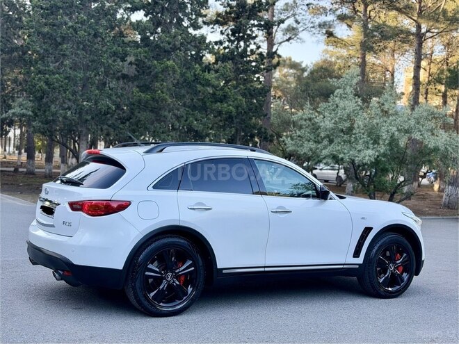 Infiniti FX35-9