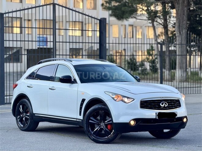 Infiniti FX35-2