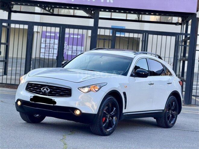 Infiniti FX35-3