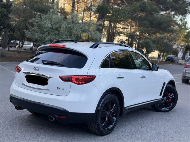 Infiniti FX35-6