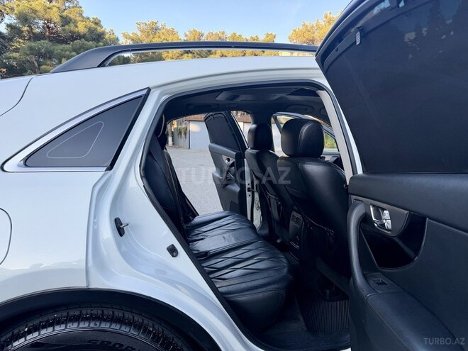 Infiniti FX35-14