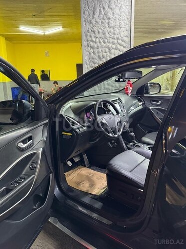 Hyundai Santa Fe-9