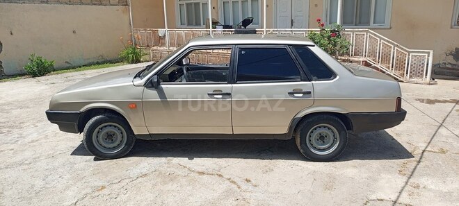 LADA (VAZ) 21099-11