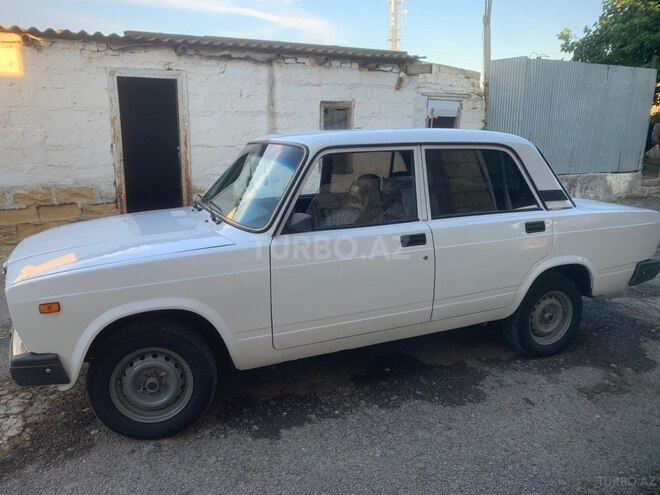 LADA (VAZ) 2107-3
