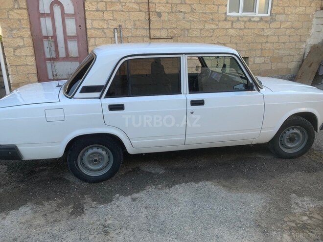 LADA (VAZ) 2107-4
