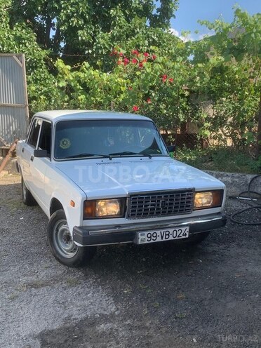 LADA (VAZ) 2107-1