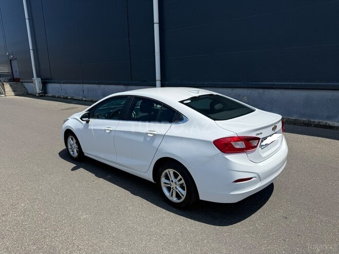 Chevrolet Cruze-8