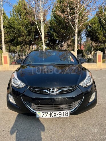 Hyundai Elantra-1