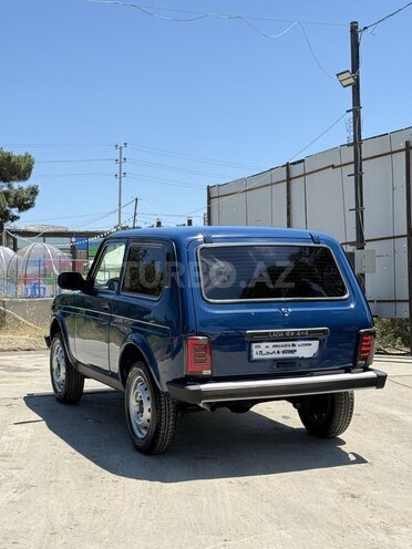 LADA (VAZ) Niva-8
