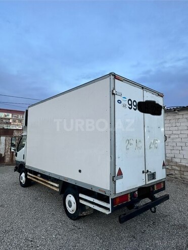 Mitsubishi Canter-7