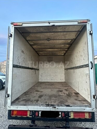 Mitsubishi Canter-8