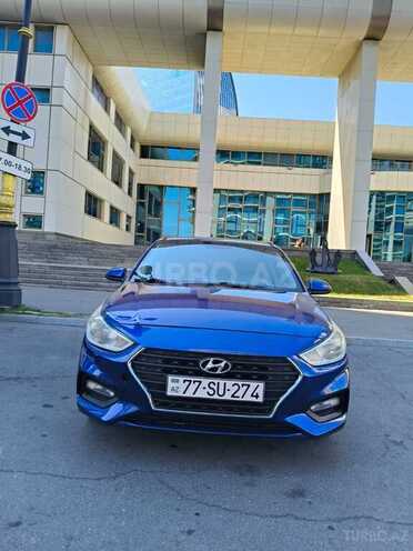 Hyundai Accent-1