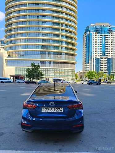Hyundai Accent-6