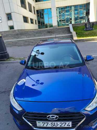 Hyundai Accent-10