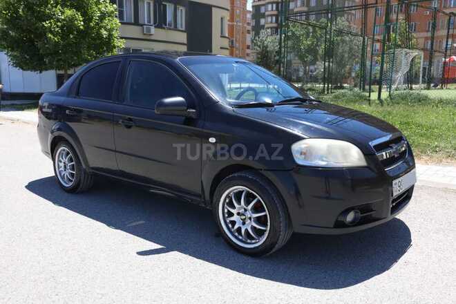 Chevrolet Aveo-7