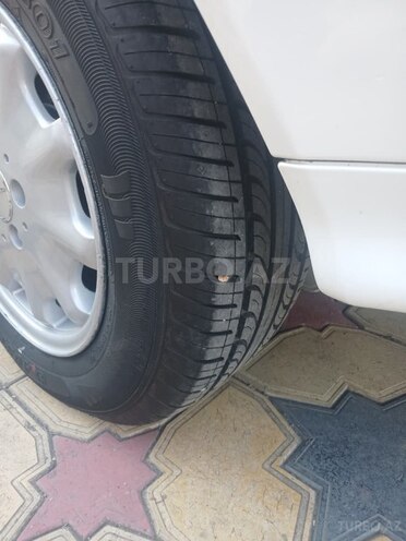 Mercedes C 200-10