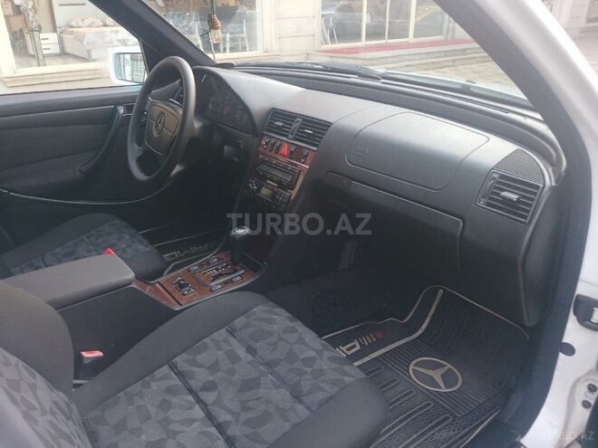 Mercedes C 200-14
