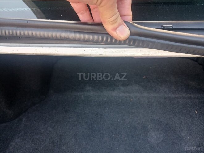 Mercedes C 200-13