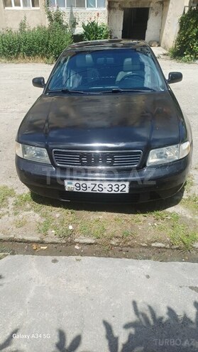 Audi A4-1