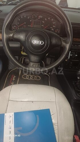Audi A4-5