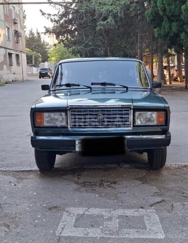 LADA (VAZ) 2107-1