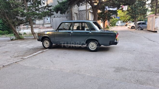 LADA (VAZ) 2107-2