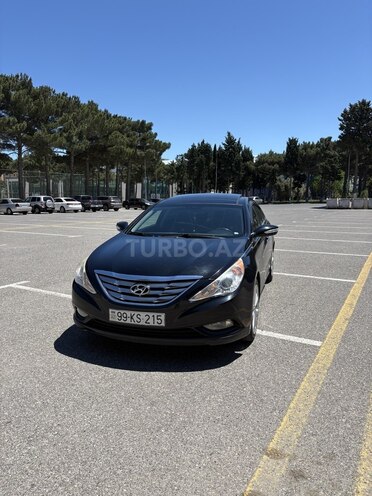 Hyundai Sonata-1