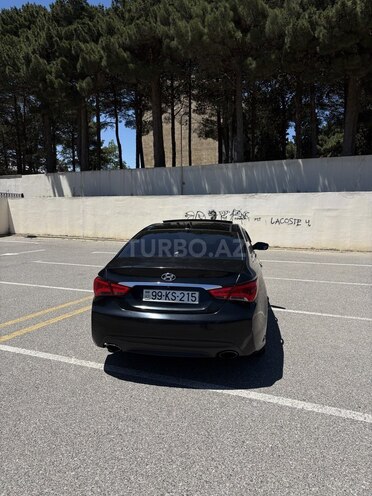 Hyundai Sonata-13