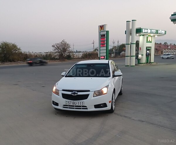 Chevrolet Cruze-11