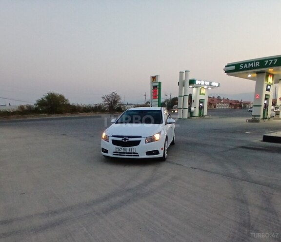 Chevrolet Cruze-10