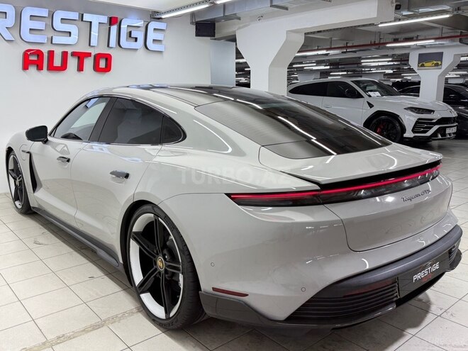 Porsche Taycan GTS-5