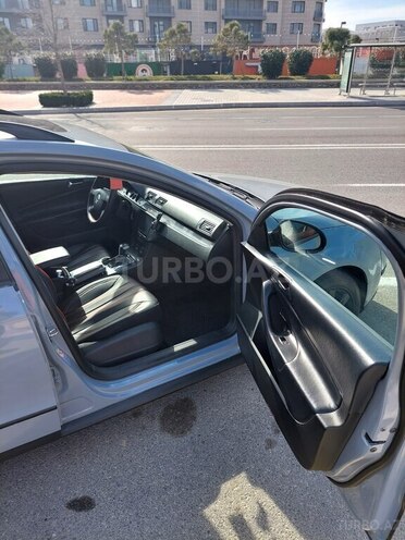 Volkswagen Passat-11