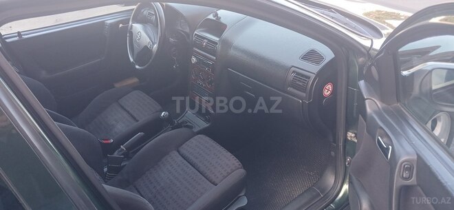 Opel Astra-8