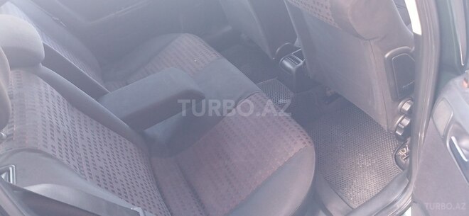 Opel Astra-10