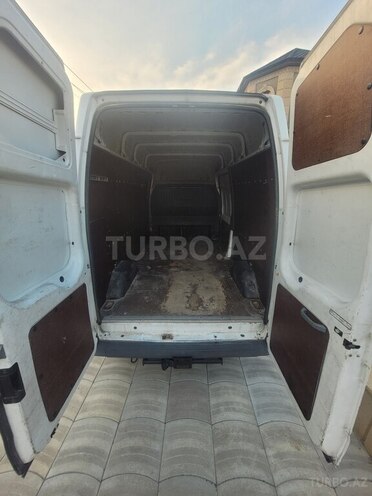 Ford Transit-4