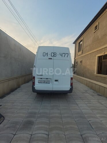 Ford Transit-6