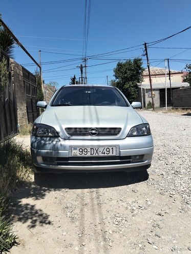 Opel Astra-1