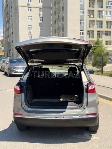 Chevrolet Equinox-21