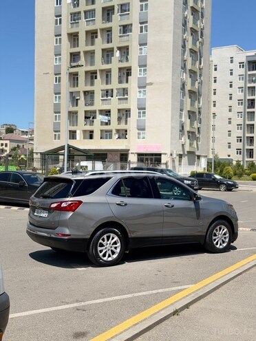 Chevrolet Equinox-5