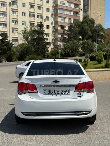 Chevrolet Cruze-5