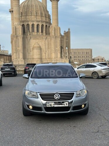 Volkswagen Passat-2