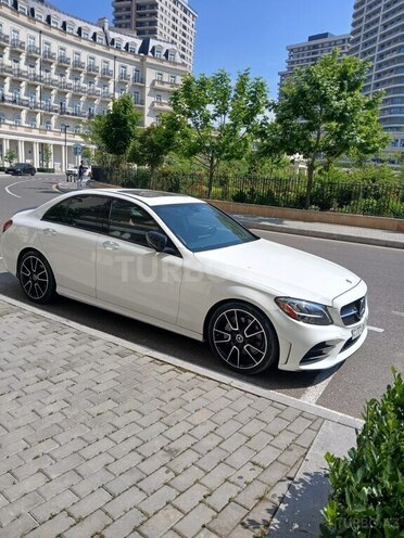 Mercedes C 300-11