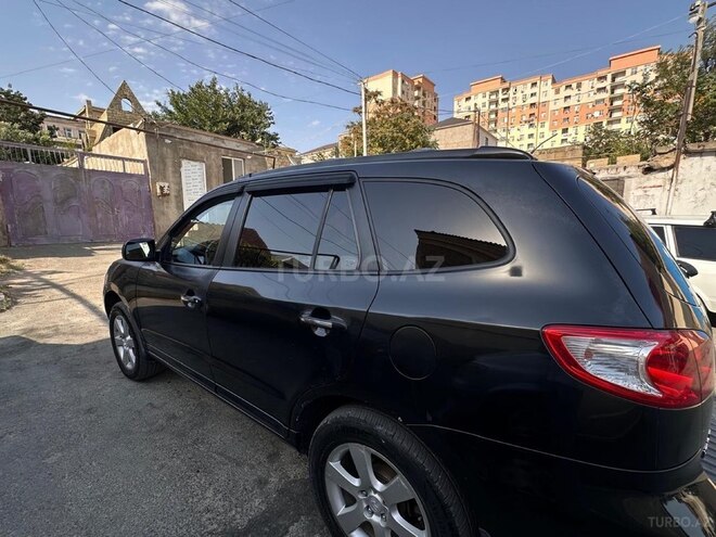 Hyundai Santa Fe-5