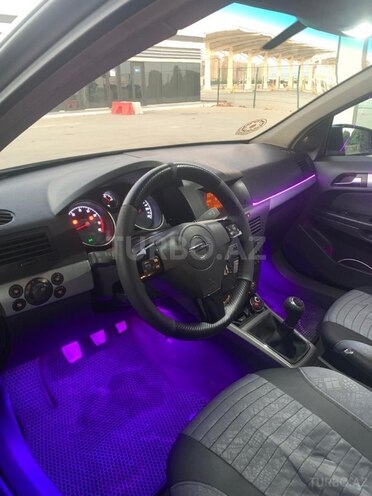 Opel Astra-2