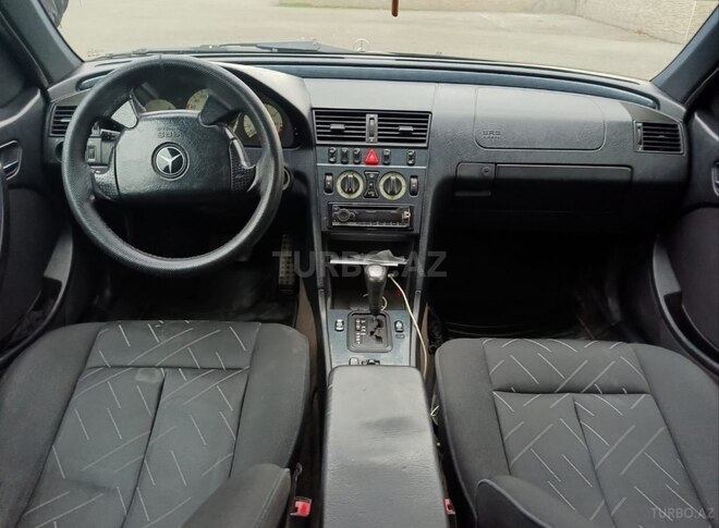 Mercedes C 200-5