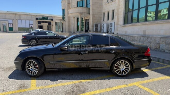 Mercedes E 200-3