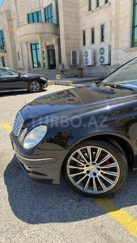 Mercedes E 200-9