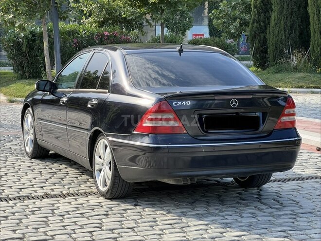 Mercedes C 240-8
