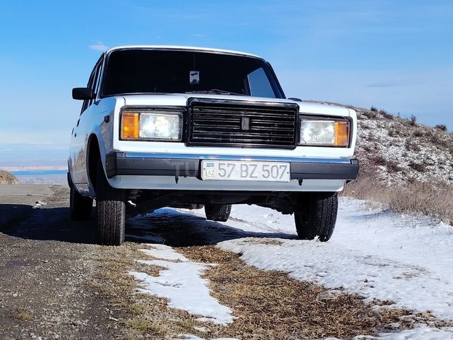 LADA (VAZ) 2107-5