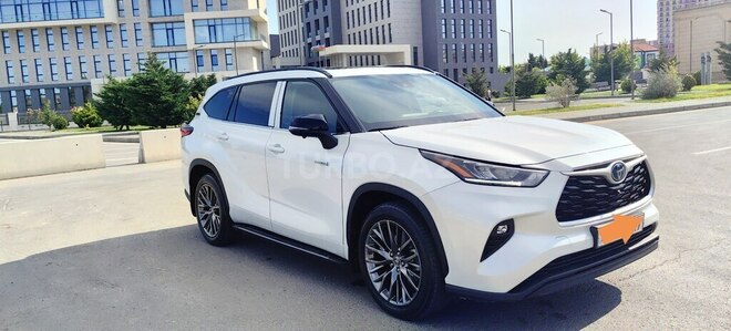 Toyota Highlander-2